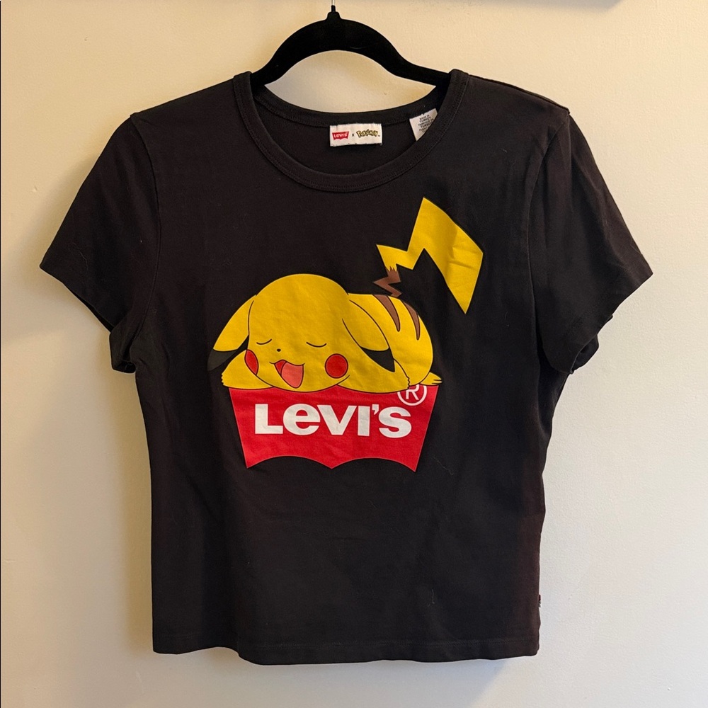 Levi's Black Pikachu Short Sleeve Tee, Medium